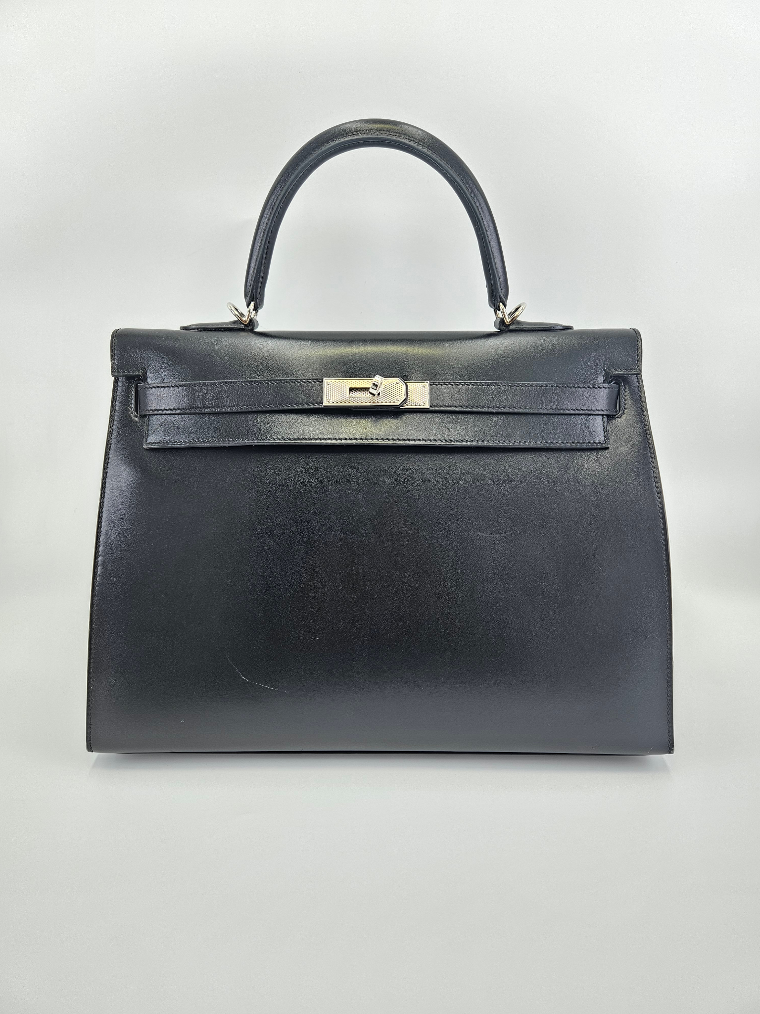 Hermes Black Box Leather Kelly 35 Retourne  Guilloche Hardware Bag